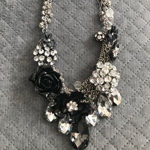 White House Black market necklace